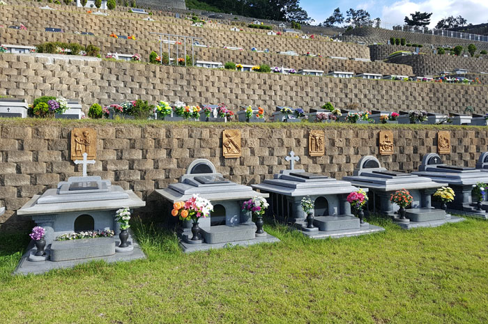 양수리공원묘지.jpg